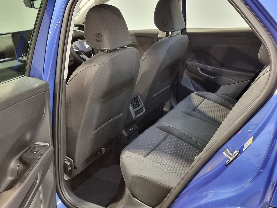 2026 Volkswagen T-Roc - image 21