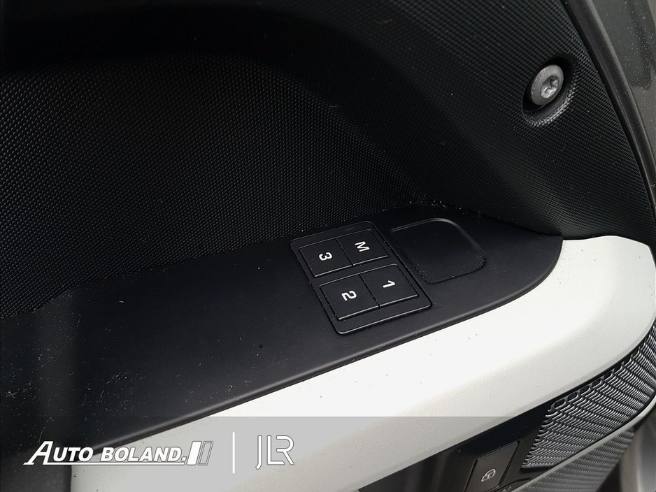 2023 Land Rover Defender 3.0D 90 Hardtop X-Dyn SE - Black Exterior Pack, Electric Towbar, Cold Climate Pack, Extended Wheel Arches €55,995