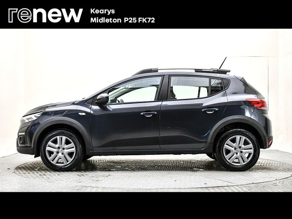 2022 Dacia Sandero Stepway - image 7