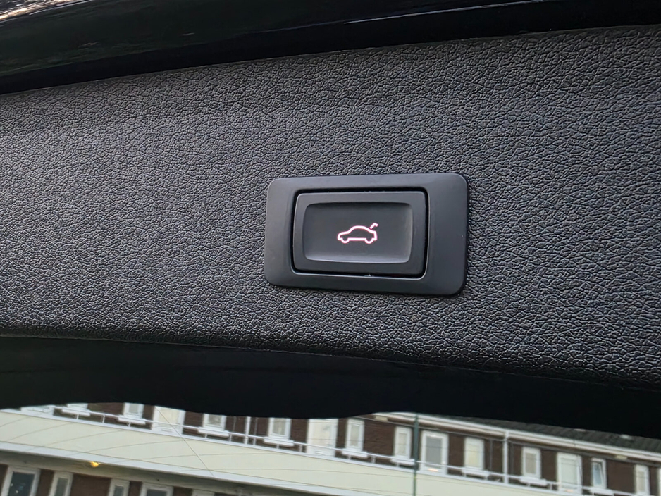 2015 Audi Q5 2.0TDI 150HP Ultra S Line €19,995