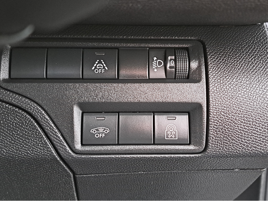 2022 Peugeot 3008 ALLURE PREMIUM 1.5TD 130BHP 8 SPEED AUTOMATIC €30,950