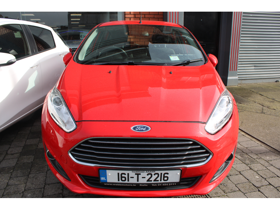 2016 Ford Fiesta - image 6