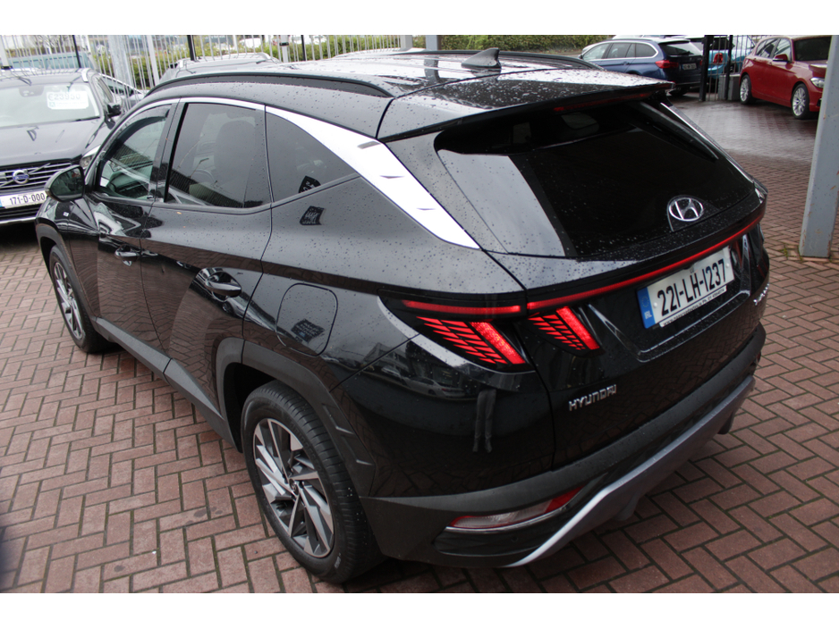 2022 Hyundai Tucson - image 6