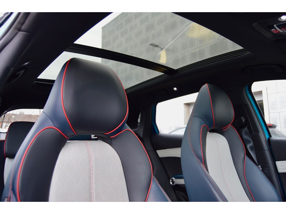 2025 BYD ATTO 3 60kWh 204PS Design . Leather Roof €35,995