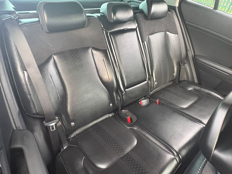 2025 Kia Sportage - image 19