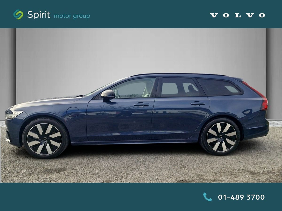 2026 Volvo V90 - image 6