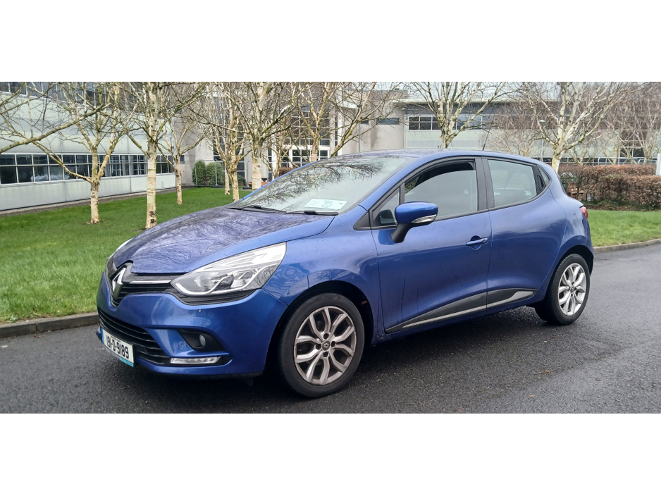 2019 Renault Clio - image 9