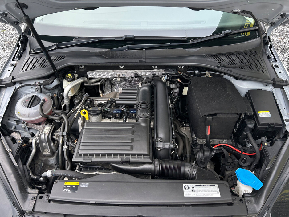 2017 Volkswagen Golf - image 25