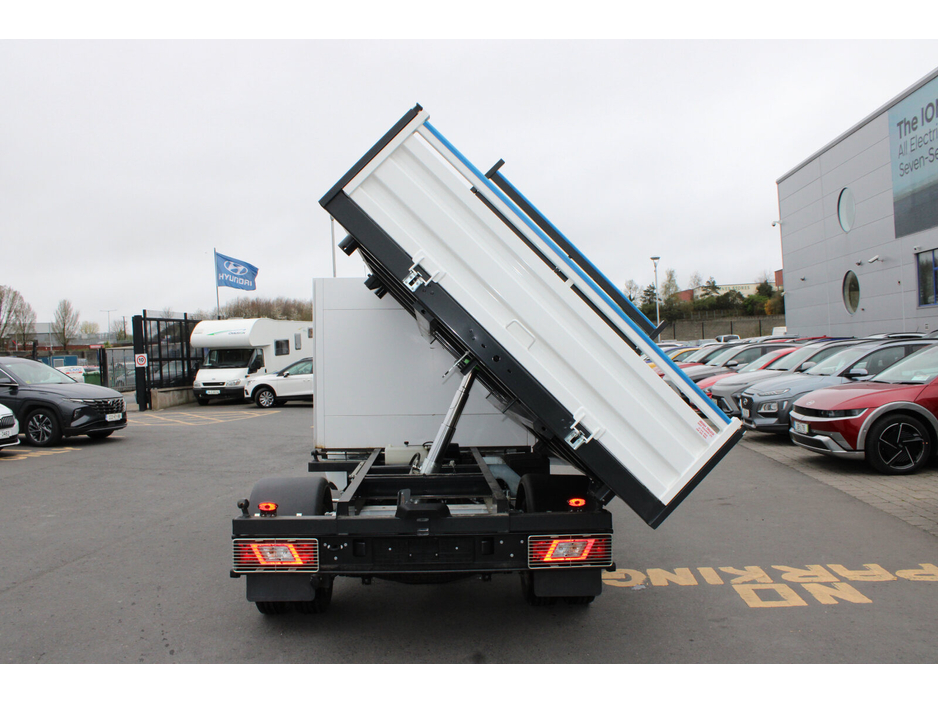 2026 Ford Transit - image 14