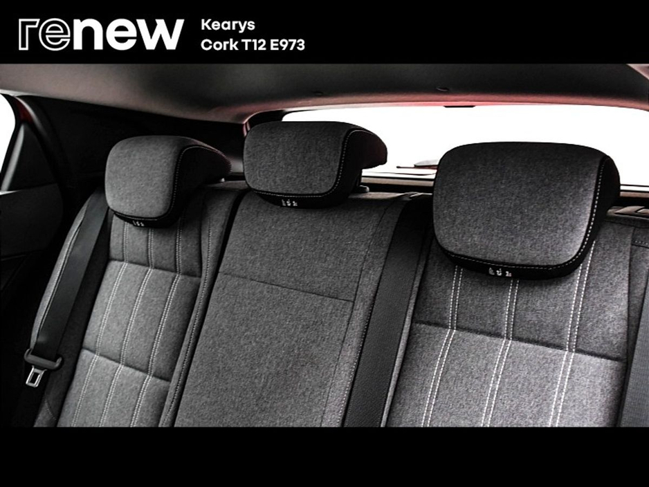 2023 Renault Megane E-Tech - image 17