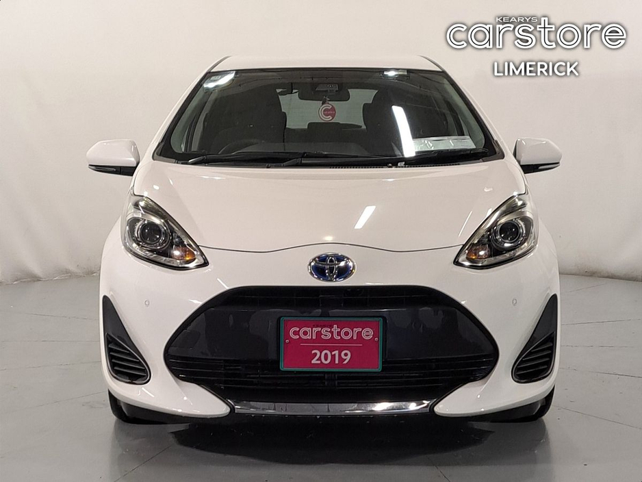 2019 Toyota Aqua 1.5 HYBRID 5 DR €13,880