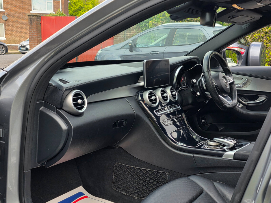 2015 Mercedes-Benz C Class - image 21