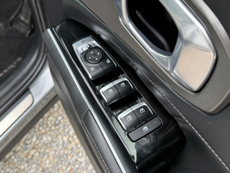 2021 Kia Sorento - image 17
