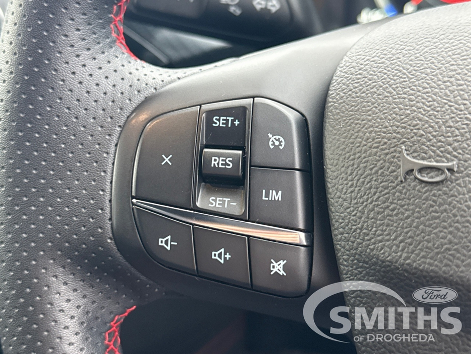 2024 Ford Kuga ST-LINE 2.5 PHEV 225PS €34,950