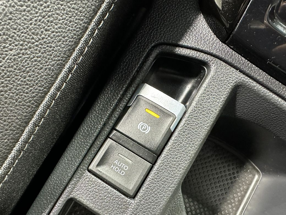 2023 Volkswagen T-Roc R Line Automatic 1.5 Tsi €33,800