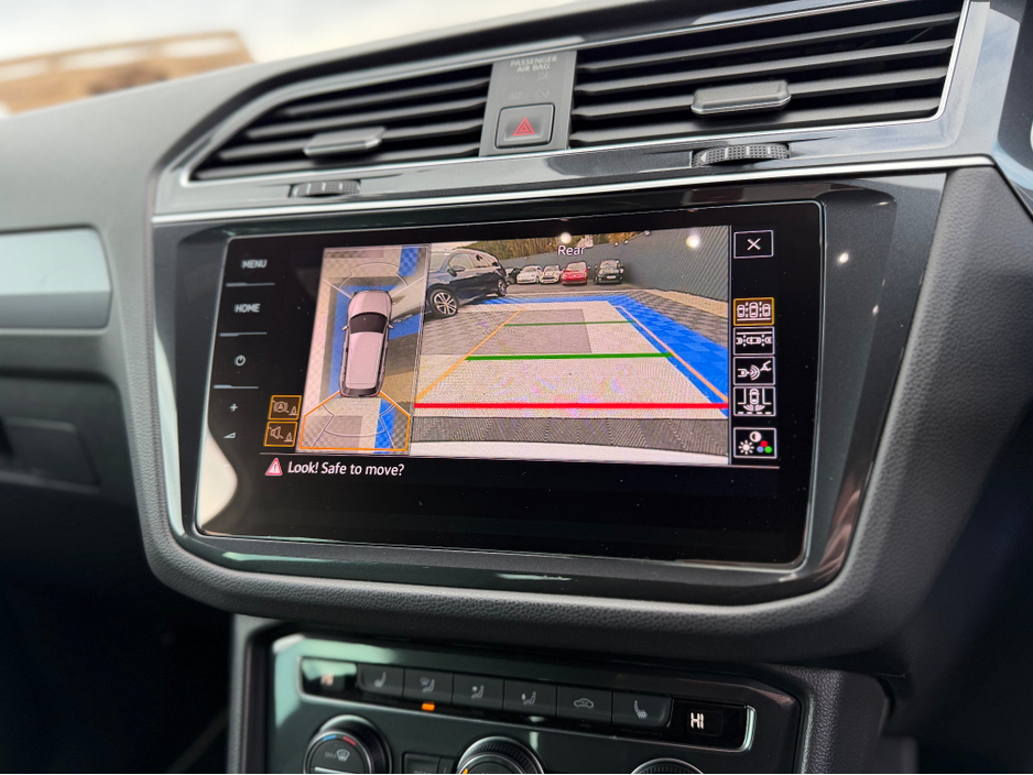 2019 Volkswagen Tiguan R-LINE 4WD - 2.0L DIESEL - AUTO - 12M WARRANTY - CAR: 1724 €32,950