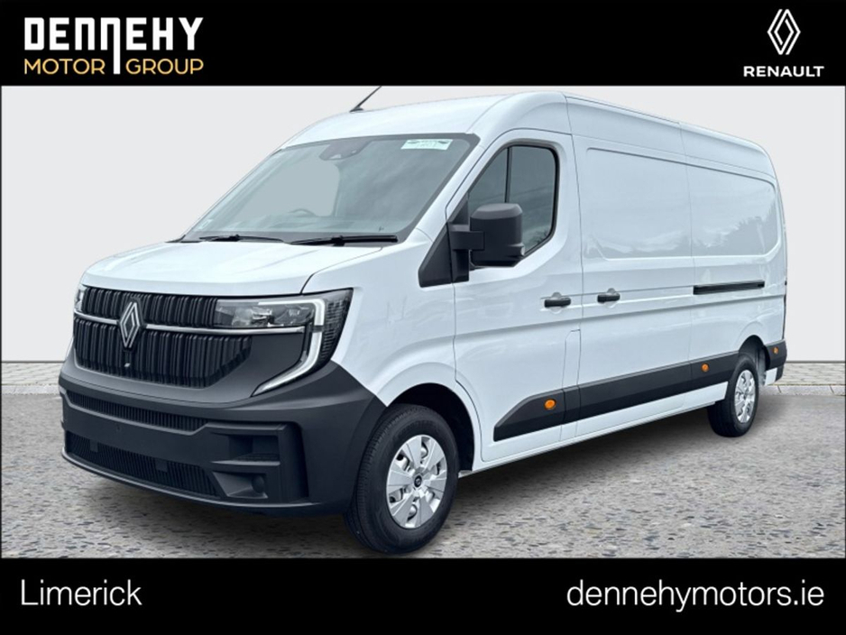 2026 Renault Master - image 17