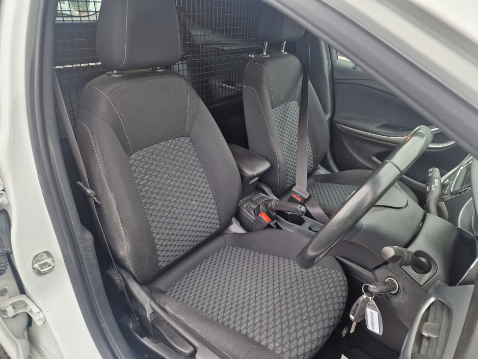 2022 Opel Astra van ED 1.5 122ps 5DR €9,950