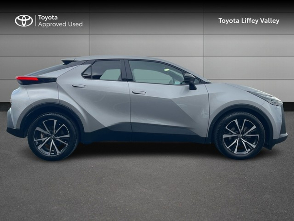 2024 Toyota C-HR C-HR HYBRID SPORT €36,950