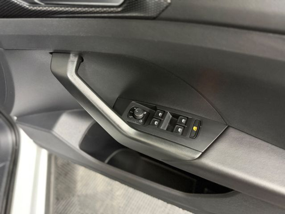 2023 Volkswagen T-Cross Life 1.0 TSI D7F 110HP 5DR AUT €25,777