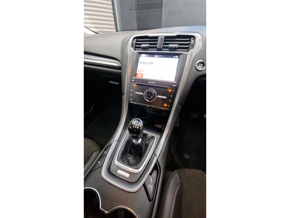 2019 Ford Mondeo - image 15