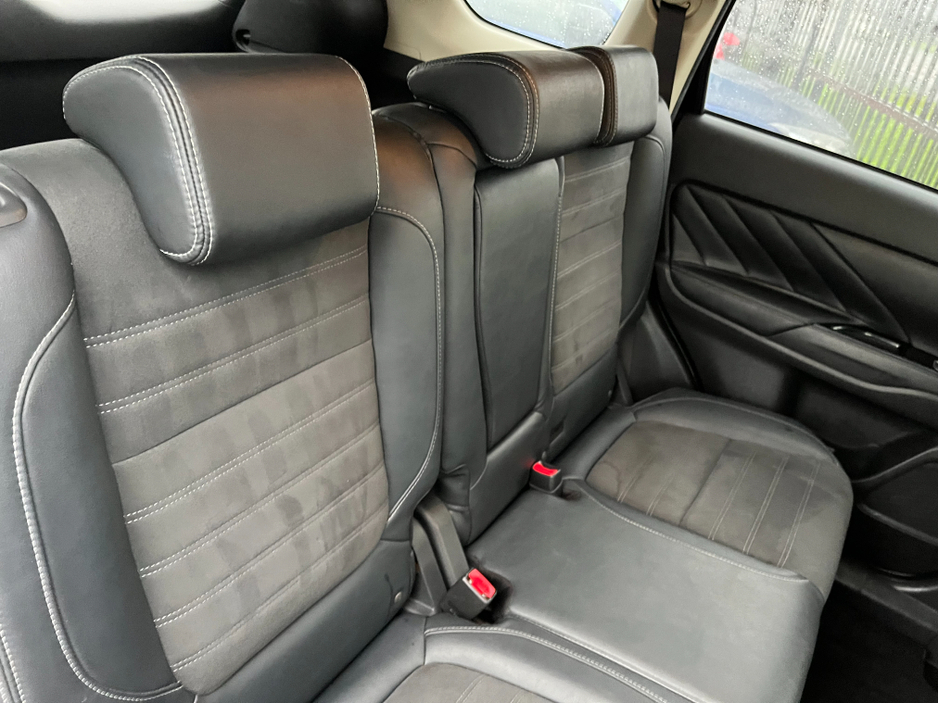 2017 Mitsubishi Outlander 2.0 PHEV AUTO LOW KMS €17,450