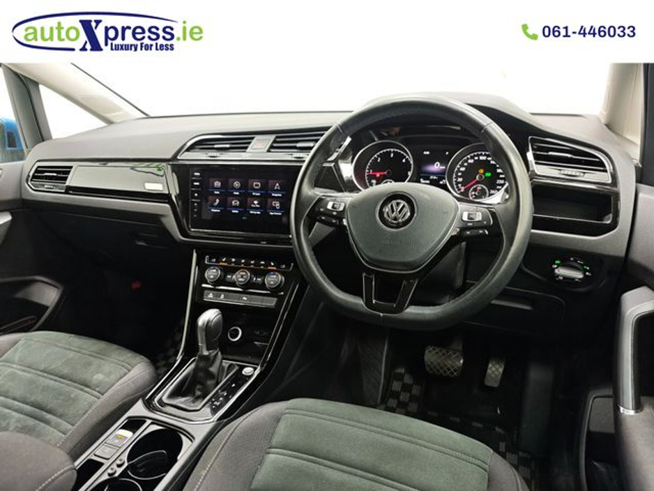 2019 Volkswagen Touran - image 12