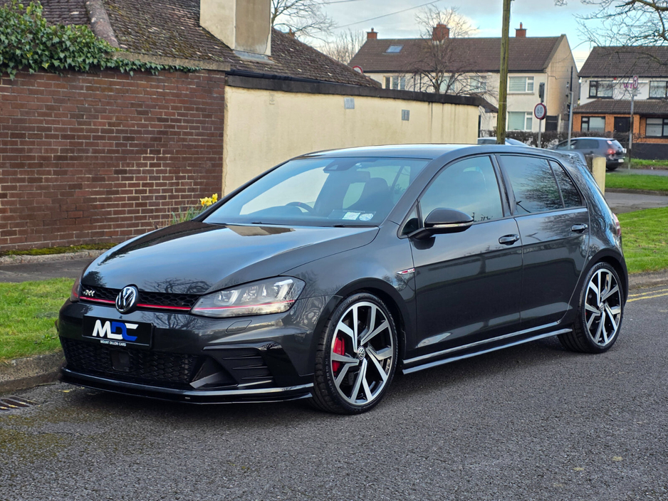 2016 Volkswagen Golf - image 10