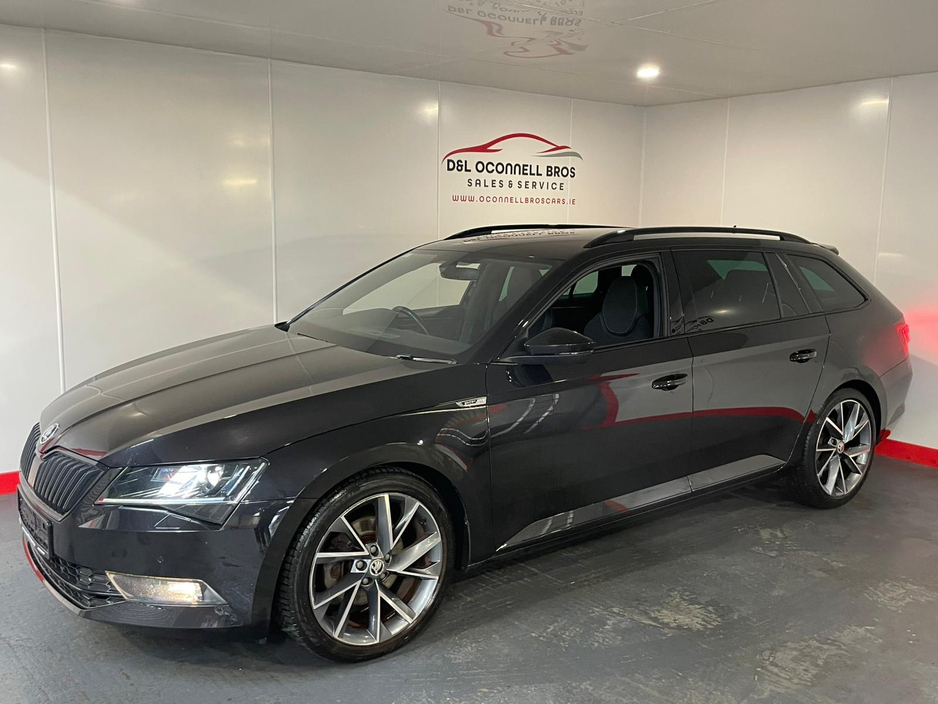 2019 Skoda Superb - image 11