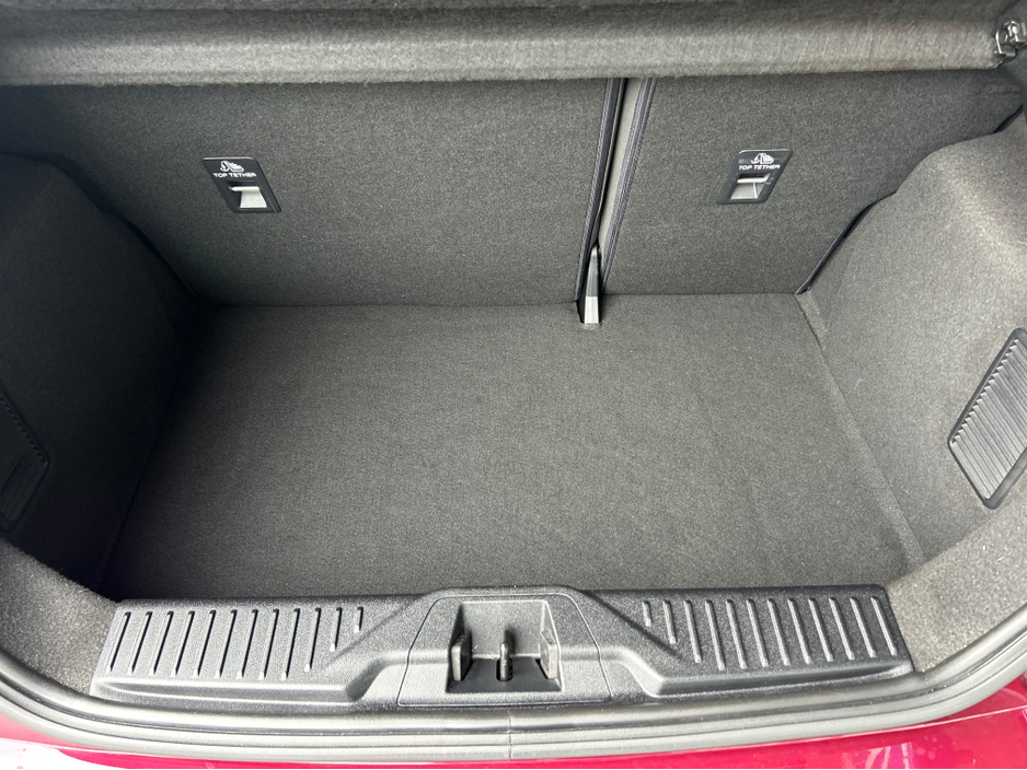 2022 Ford Fiesta - image 3