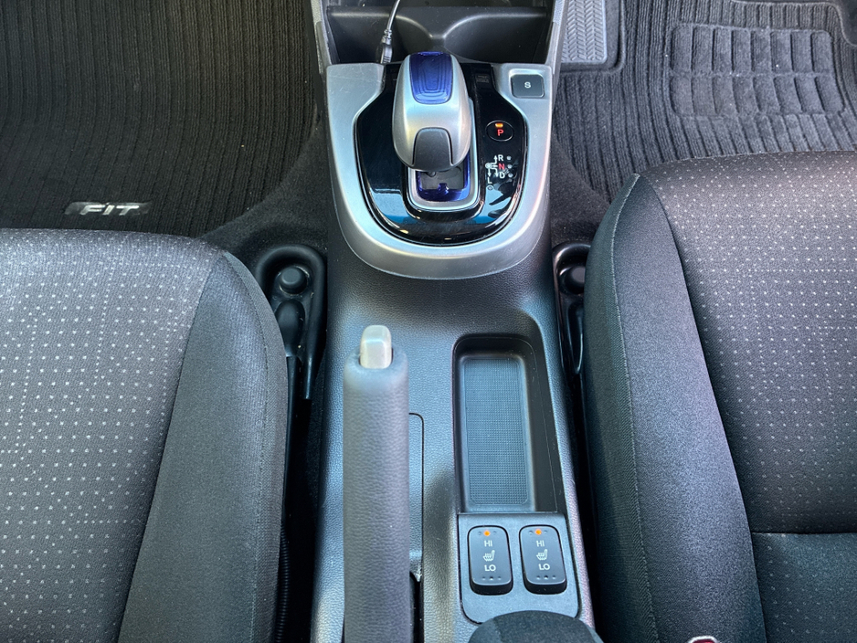 2016 Honda Fit 1.5L Petrol Hybrid Automatic €11,950