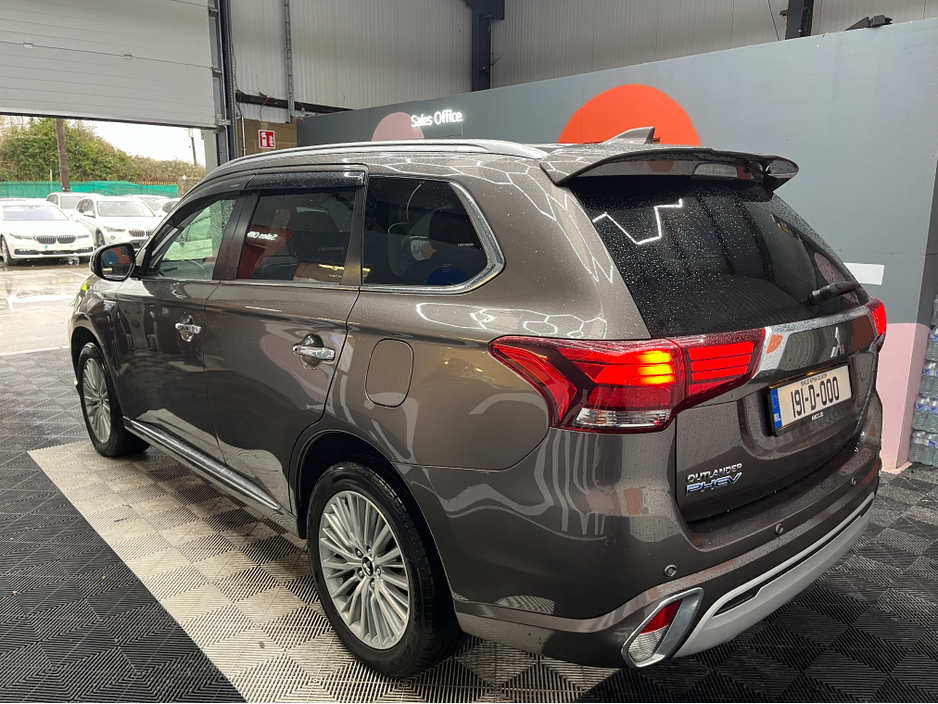 2019 Mitsubishi Outlander €22950 2019 MITSUBISHI OUTLANDER PHEV G 2.4 AUTOMATIC / CRUISE CONTROL / 360° PARKING CAMERA / ELECTRIC HEATED SEATS / HEATED STEERING WHEEL €22,950