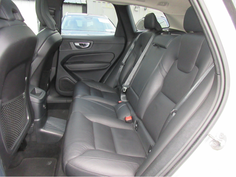 2023 Volvo XC60 T6 PHEV PLUS DARK AWD AUTO - PAN ROOF - FINANCE & SCRAPPAGE AVAILABLE €39,895