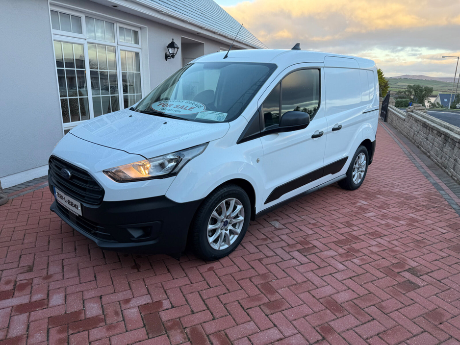 2022 Ford Transit Connect  €14,995