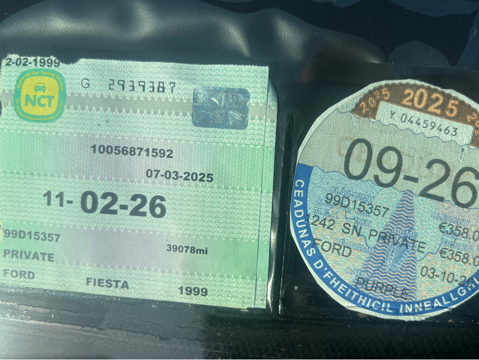 1999 Ford Fiesta - image 3