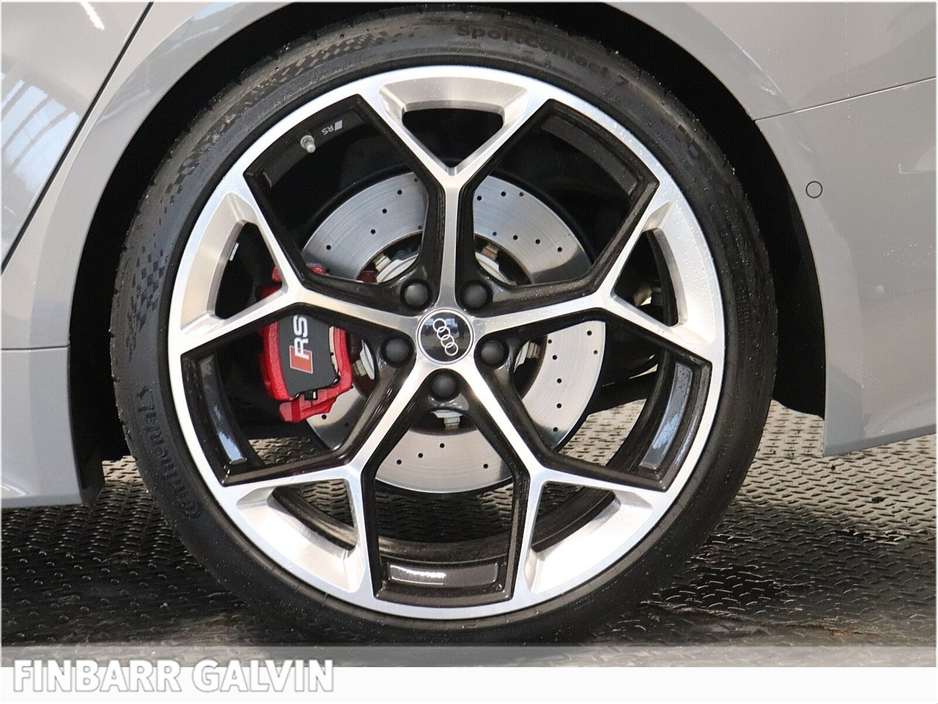 2024 Audi RS6 - image 14