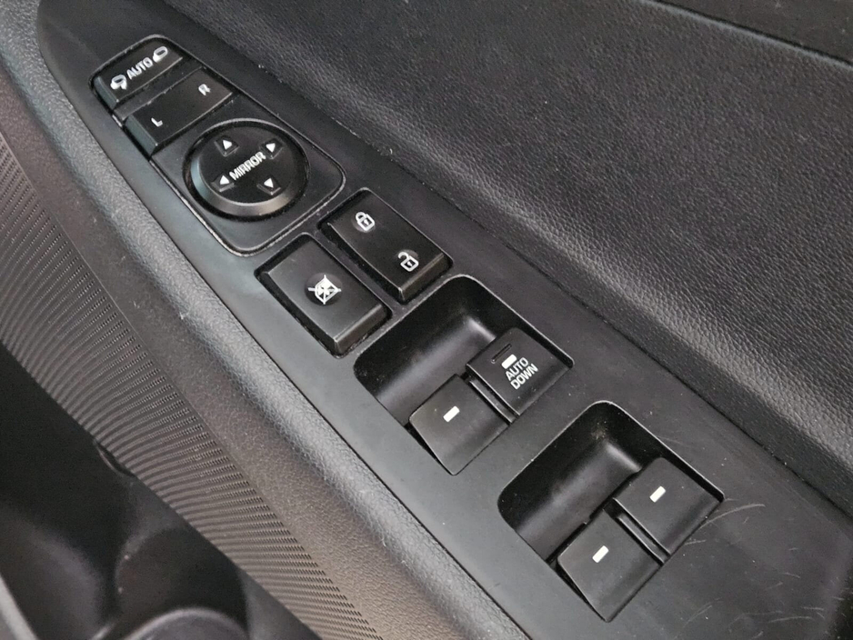 2018 Hyundai Tucson - image 7