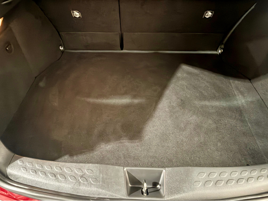 2017 Toyota C-HR G Spec €17,500