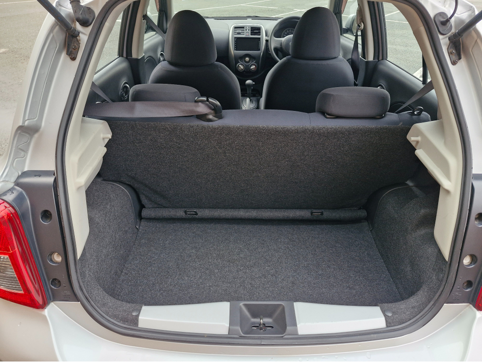 2015 Nissan March Automatic €7,995