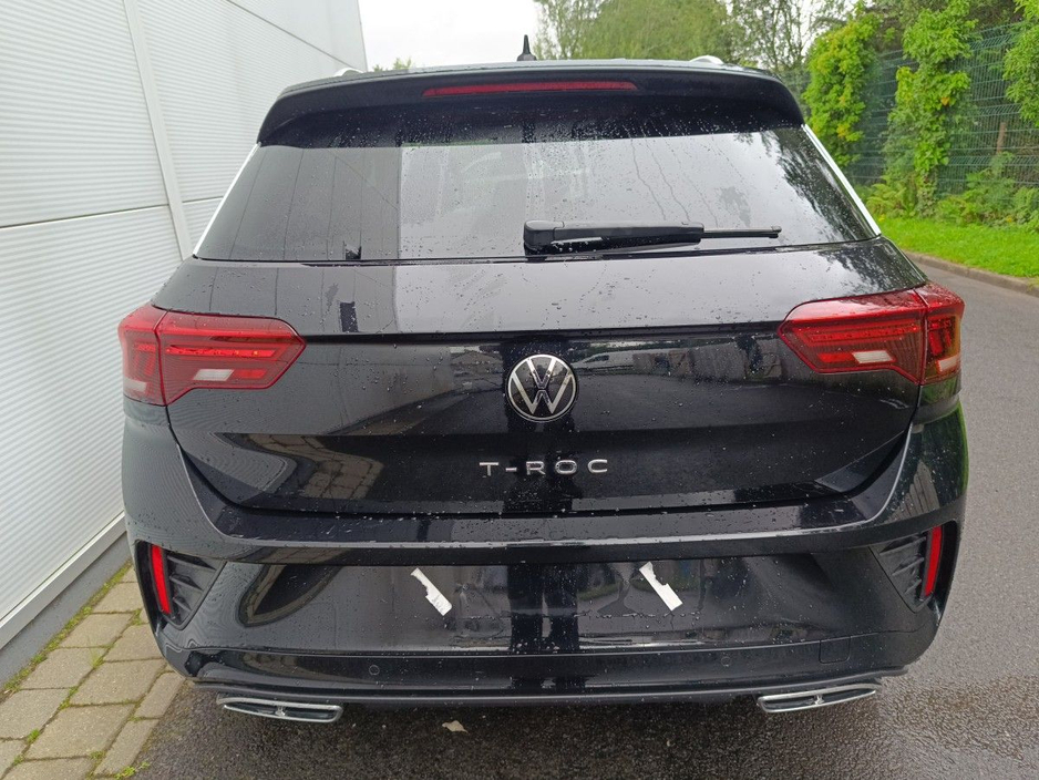 2025 Volkswagen T-Roc - image 7