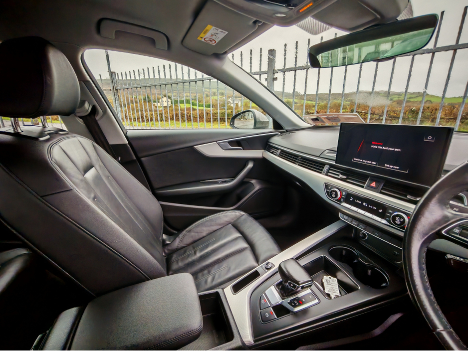 2022 Audi A4 - image 9