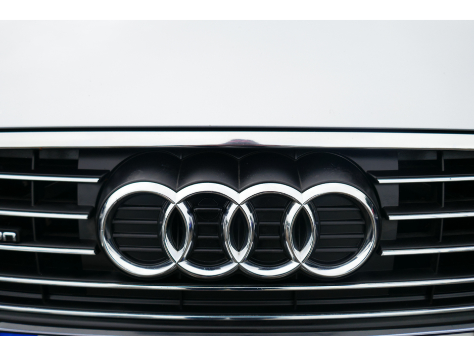 2018 Audi A3 - image 10