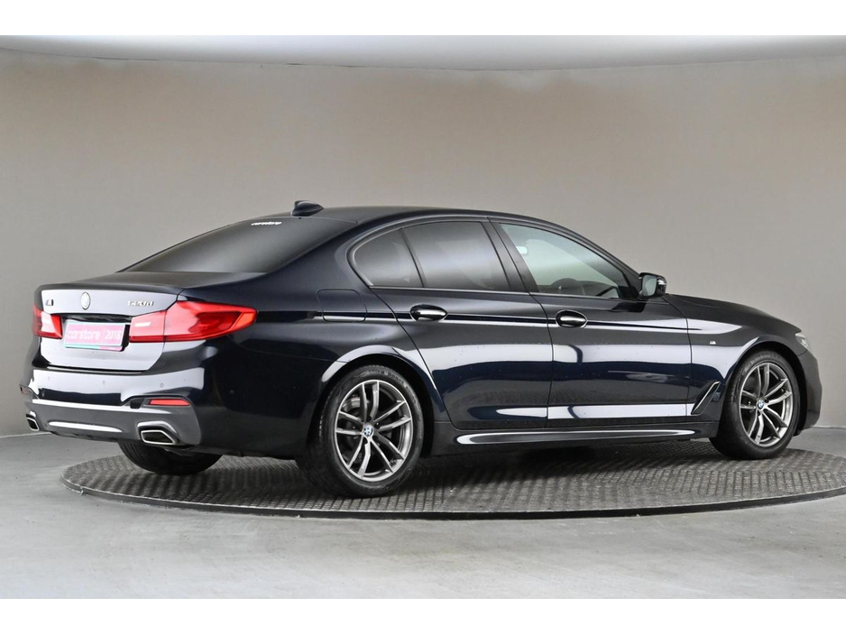 2018 BMW 5 Series - image 10