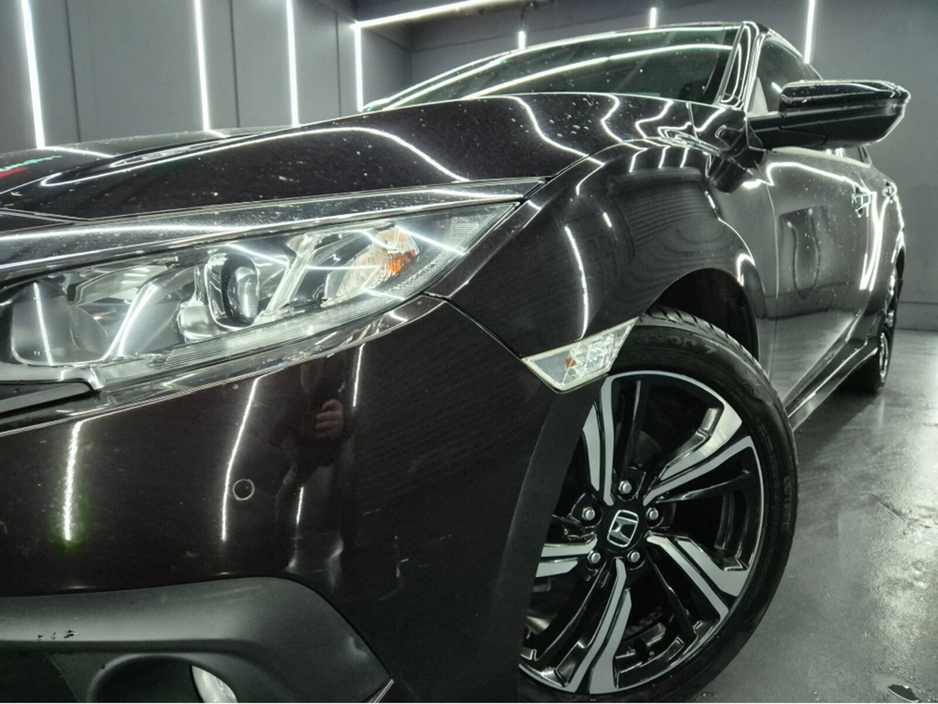 2020 Honda Civic - image 2