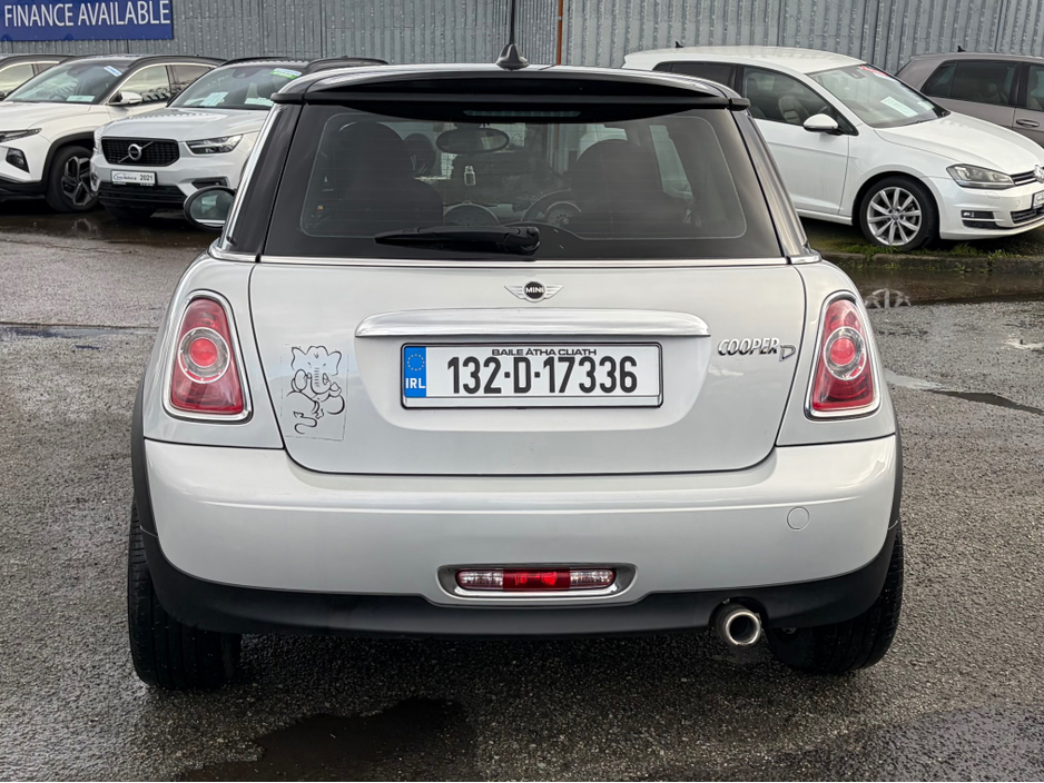 2013 MINI Hatch 2.0 D 3DR AUTO COOPER €7,350