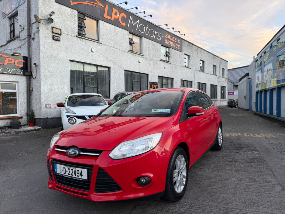 2011 Ford Focus - image 3