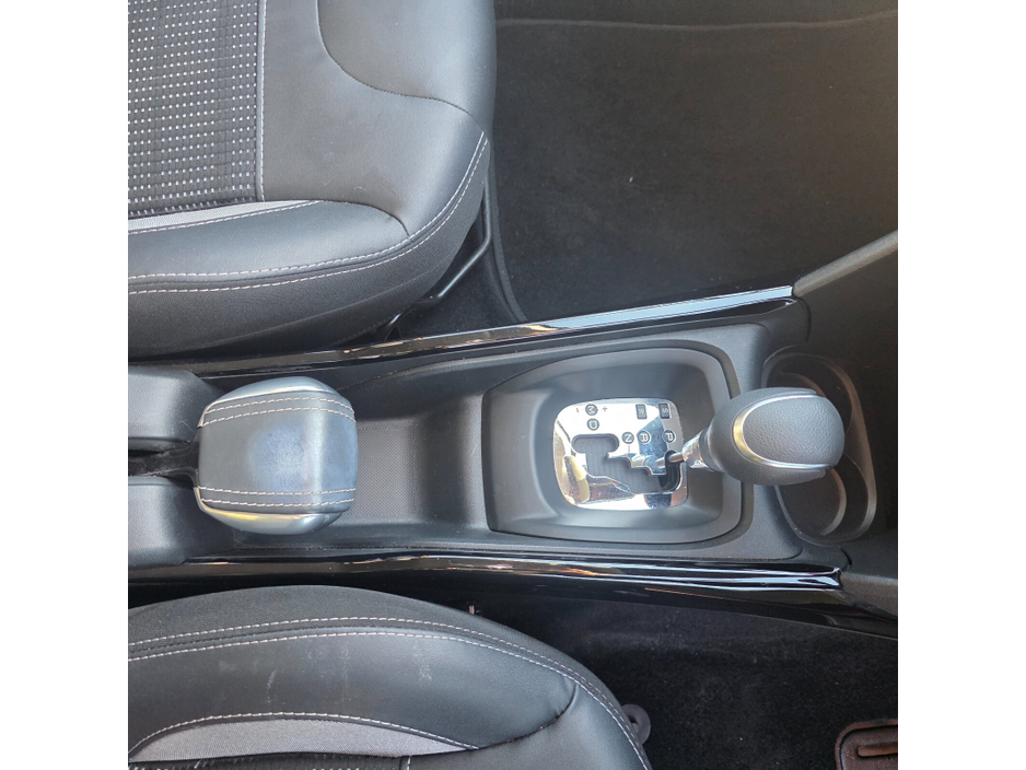 2017 Peugeot 2008 1.2 PureTech 82bhp Access €13,450