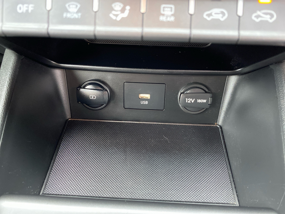 2023 Hyundai Kona - image 17