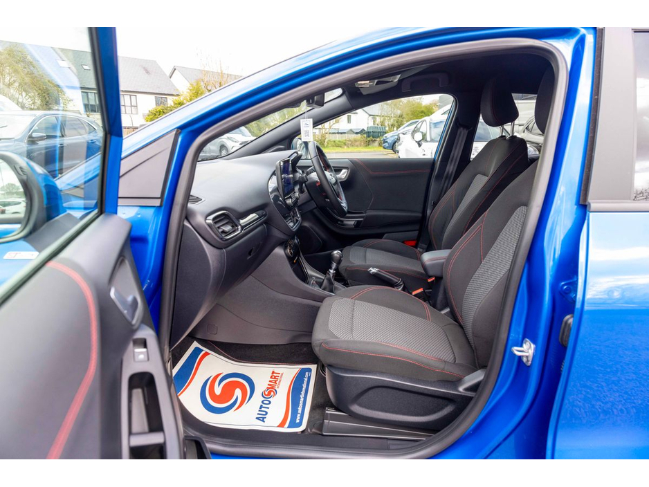 2024 Ford Puma - image 8