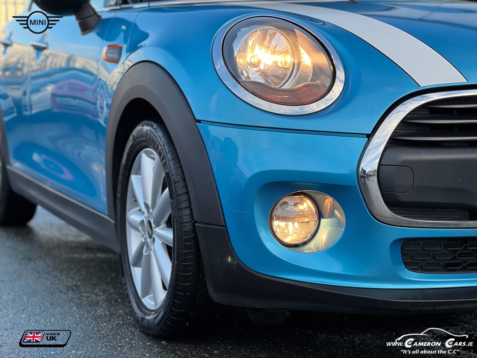 2015 MINI Cooper - image 6